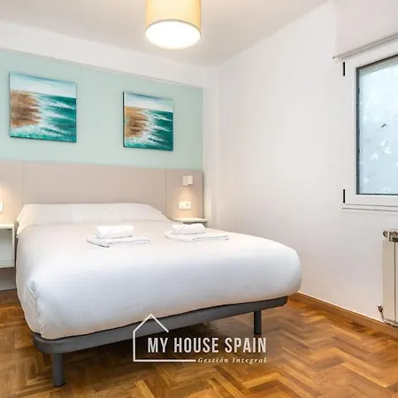 アパート Myhousespain - Comodo Y Tranquilo Piso Con Parking オビエド
